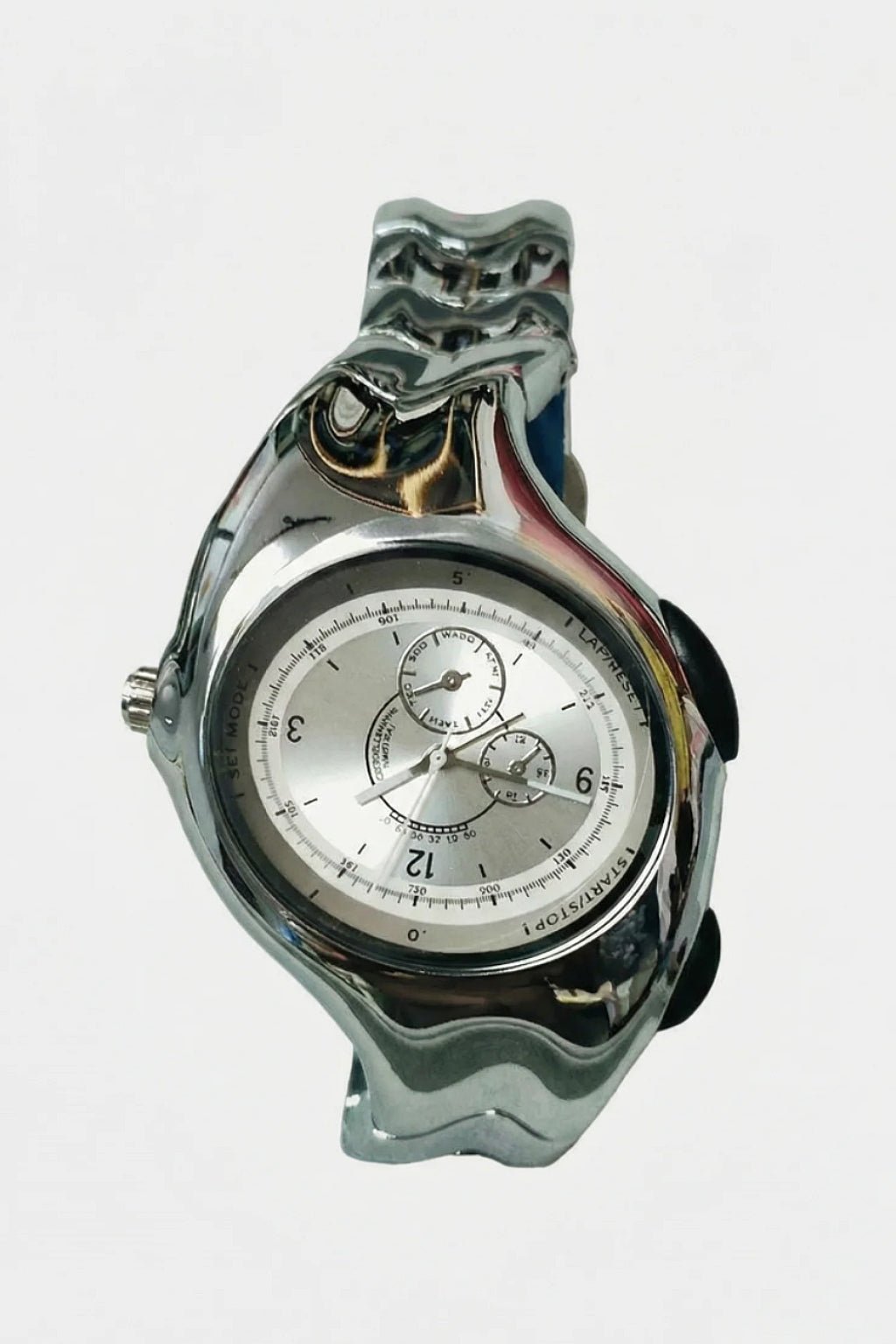 Cyclops Watch - silver watch with magnifying date lens, front view