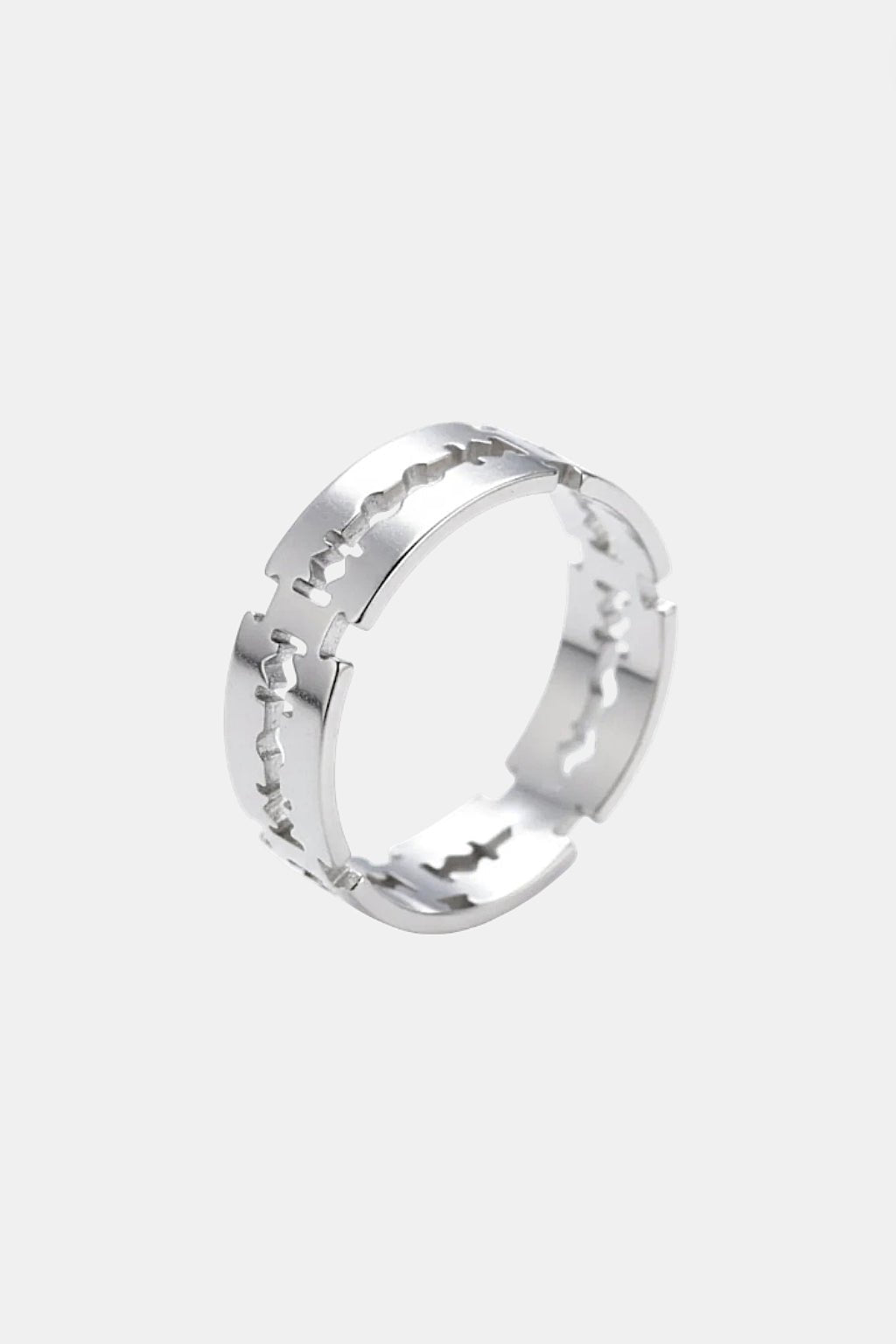 Razor Blade Ring - silver serrated band ring, front view